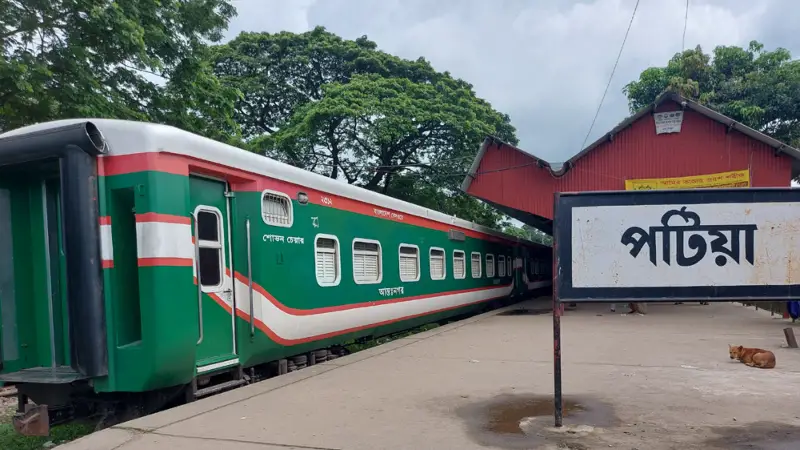 পটিয়ায় ইয়াবা ও ছোলাই মদসহ গ্রেফতার-২ 