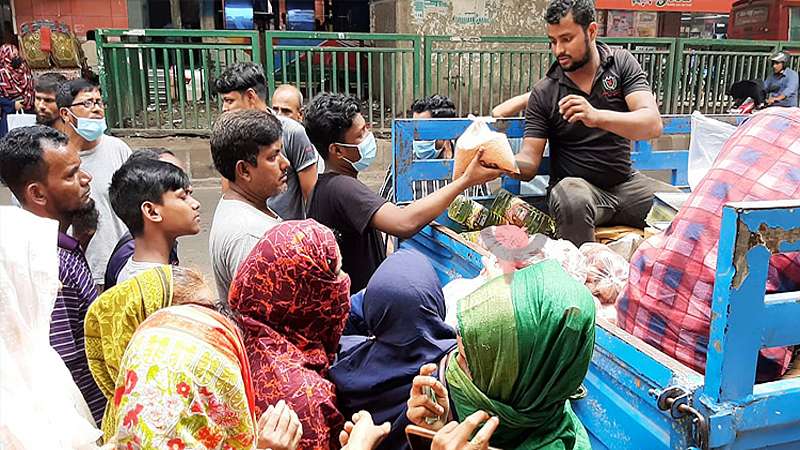 টিসিবির  ৫৯০ টাকার প‍্যাকেজে পাওয়া যাবে অনেক কিছু