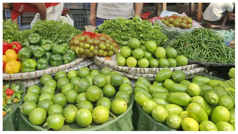 এবার বিপাকে লেবু ব্যবসায়ীরা