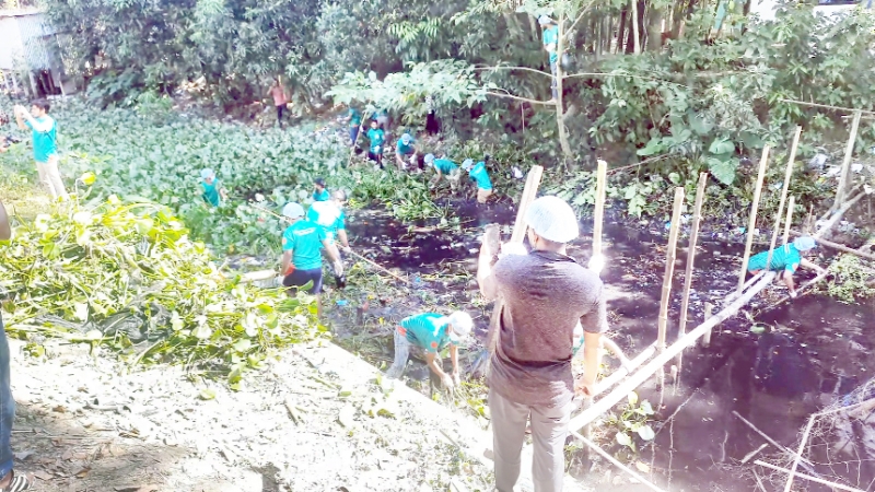 খালের পানি প্রবাহ টিকিয়ে রাখতে দুই পাড়বাসীকে এগিয়ে আসার আহ্বান