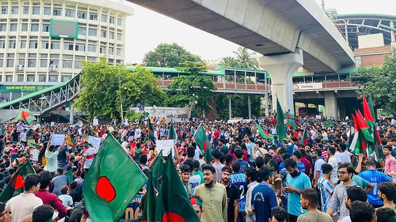 নতুন কর্মসূচি ঘোষণা দিয়ে শাহবাগ ছাড়লেন কোটাবিরোধীরা