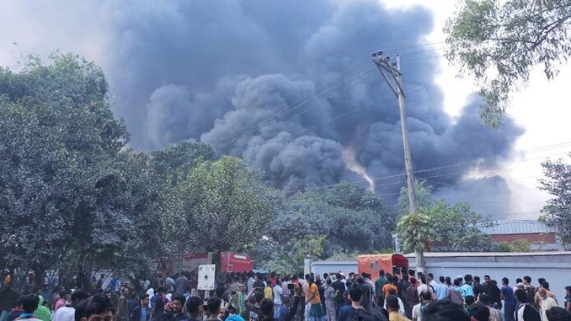 এবার গাজীপুরে বোতাম কারখানায় আগুন: নিহতের সংখ্যা বেড়ে ৩