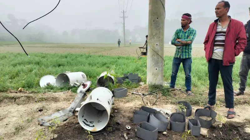 গভীর রাতে বৈদ্যুতিক খুঁটি থেকে উধাও তিন ট্রান্সফরমার!