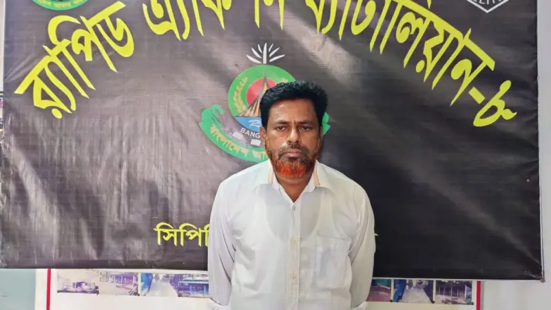 গলাচিপায় স্ত্রীর স্বর্ণ ও সৌদি রিয়াল চুরির মামলায় স্বামী গ্রেপ্তার