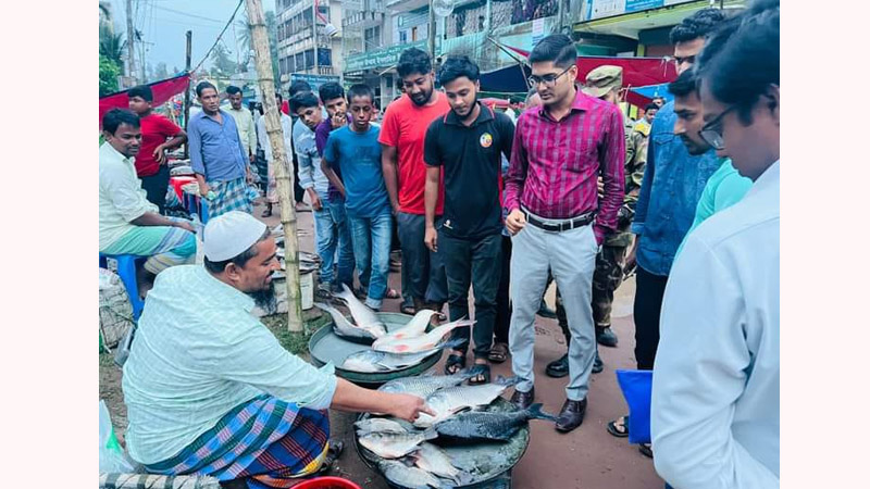 রায়পুরে নিত্যপন্যের বাজারে ইউএনও