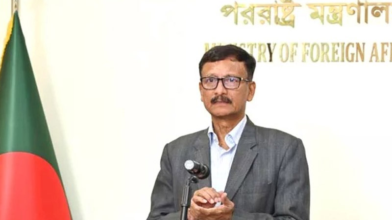 চীনের সঙ্গে সামরিক যোগাযোগ বাড়াতে চায় সরকার: পররাষ্ট্র উপ‌দেষ্টা 