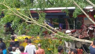 গোপালগঞ্জে বাস-ট্রাক সংঘর্ষে নারীসহ নিহত ৫