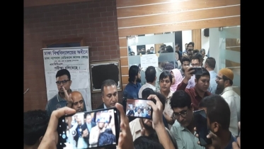 প্রশ্নের জেরে সাংবাদিকদের ওপর চড়াও হলেন ন্যাশনালের শিক্ষার্থী-ডাক্তারর