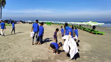 সেন্টমার্টিন সৈকত থেকে ১২শ কেজি প্লাস্টিকের বর্জ্য অপসারণ