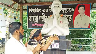 মৃত্যুর আগে বিচার দেখে যেতে চান বিশ্বজিৎ এর বাবা-মা