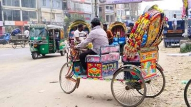 অটোরিকশাচালকরা  অবরোধ করেছে  ঢাকার বিভিন্ন  সড়ক