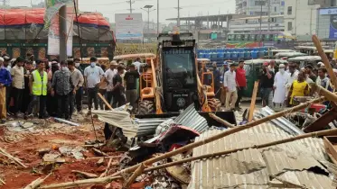 সোনারগাঁয়ে মহাসড়কের পাশে ৫ শতাধিক অবৈধ স্থাপনা উচ্ছেদ