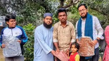 ছাত্রশিবিরের প্রতিষ্ঠাবার্ষিকী উপলক্ষ্যে জাবিতে শিক্ষা-সামগ্রী বিতরণ 