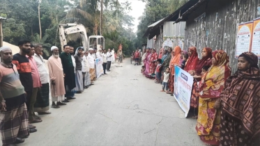 মসজিদ নির্মাণের বালু বিক্রির অভিযোগ চেয়ারম্যানের বিরুদ্ধে 