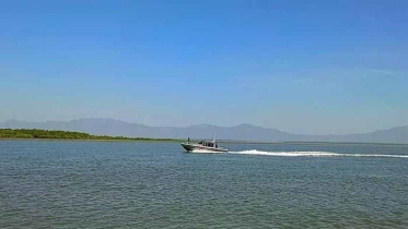 বঙ্গোপসাগরে বাংলাদেশি মাছ ধরার ট্রলারে গুলিবর্ষণ, জেলে নিহত