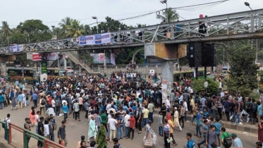 সায়েন্সল্যাবে ৭ কলেজ শিক্ষার্থীদের অবরোধে যানজটের সৃষ্টি