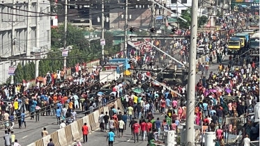 ট্রাক চাপায় প্রাণ গেলো শ্রমিকের