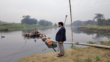 ধামরাইয়ে অবৈধভাবে নদী থেকে বালু উত্তোলন,দুই ড্রেজার জব্দ