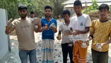 বকশীগঞ্জে এলজিইডির রাস্তা নির্মাণে অনিয়ম এর অভিযোগ, কাজ বন্ধ করে দিলেন এলাকাবাসী