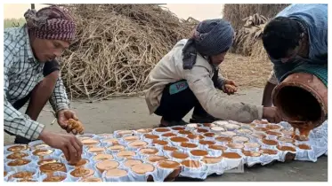 মানিকগঞ্জের ঐতিহ্যবাহী গুড় পছন্দ করতেন রানি এলিজাবেথও