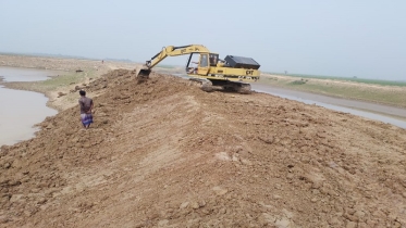 শাল্লায় হট্টগোলে স্থগিত হলো বাপাউবোর ফসলরক্ষা বাঁধের কার্যক্রম