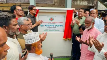 চট্টগ্রামে ভিত্তিপ্রস্তর স্থাপন ও ফুটওভার ব্রিজ উদ্বোধন করলেন মেয়র ডা. শাহাদাত