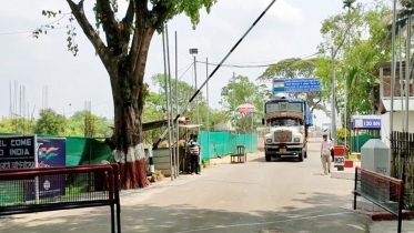 আখাউড়া-স্থলবন্দর: রপ্তানি অব্যাহত, বাণিজ্যে সবুজ সংকেত