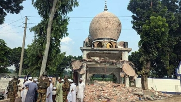 মাজারে হামলায় জড়িতদের বিরুদ্ধে কঠোর ব্যবস্থা নেবে সরকার