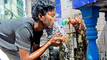 তীব্র গরমে জনজীবনে  হাঁসফাঁস অবস্থা