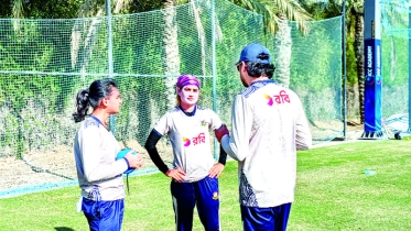 বাংলাদেশের মেয়েদের সামনে আজ ইংল্যান্ড