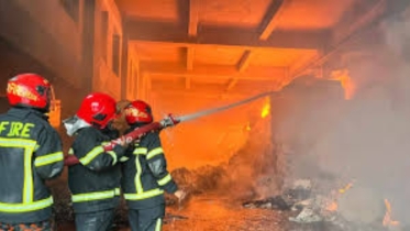 বসুন্ধরা গ্রুপের কারখানা বিস্ফোরণে ১০ শ্রমিক দগ্ধ