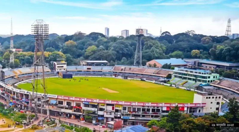 এম এ আজিজ স্টেডিয়াম ব্যাবহারে নিষেধাজ্ঞা নেই: উপদেষ্টা আসিফ মাহমুদ