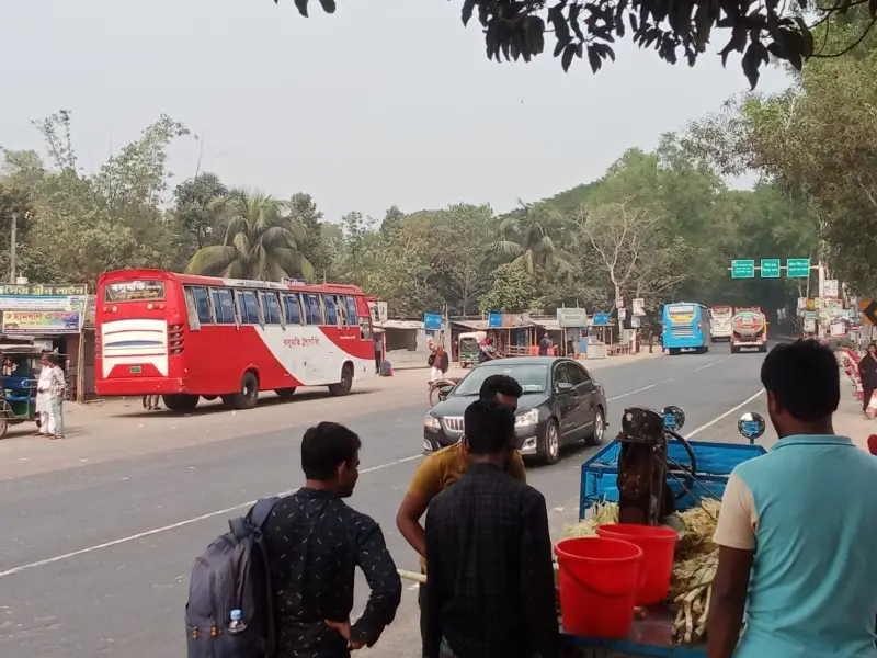 ফেসবুকে হরতাল ডেকে মাঠে নেই আওয়ামী লীগ!