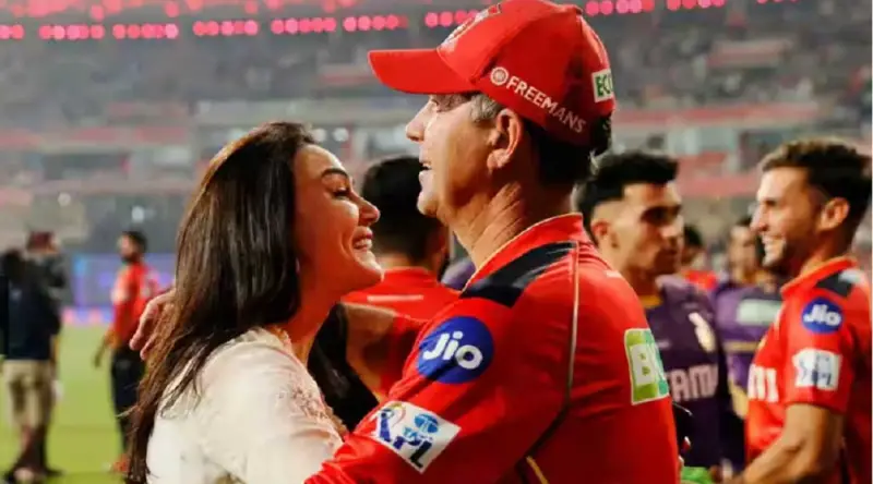 প্রীতিকে জড়িয়ে ধরে কাঁপছিলেন পন্টিং!