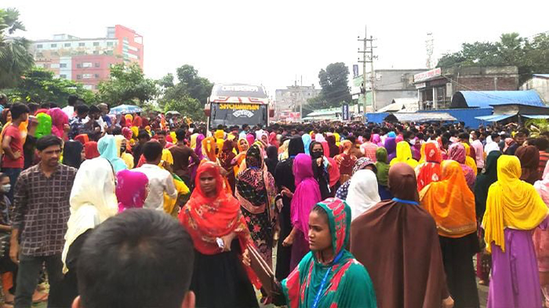 শ্রমিক আন্দোলনে ফের অশান্ত গার্মেন্টস শিল্পাঞ্চল