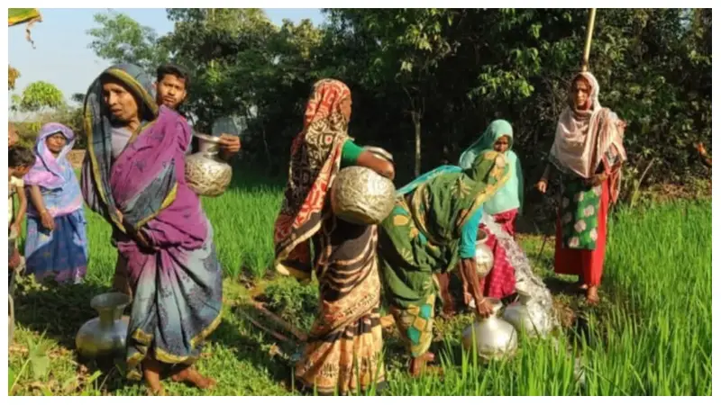 সুপেয় পানির জন্য হাহাকার!