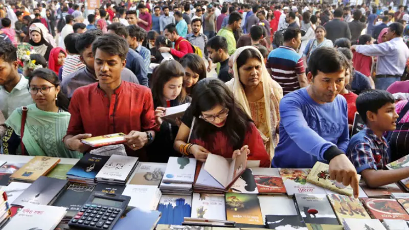 শবে-বরাত উপলক্ষ্যে বইমেলার সময় কমেছে