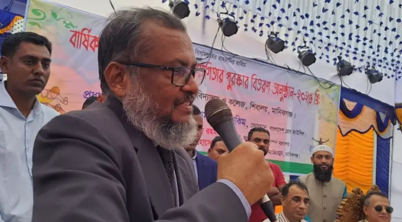 শিক্ষার্থীদের লেখাপড়ায় মনোযোগী হতে হবে: প্রেস কাউন্সিল চেয়ারম্যান