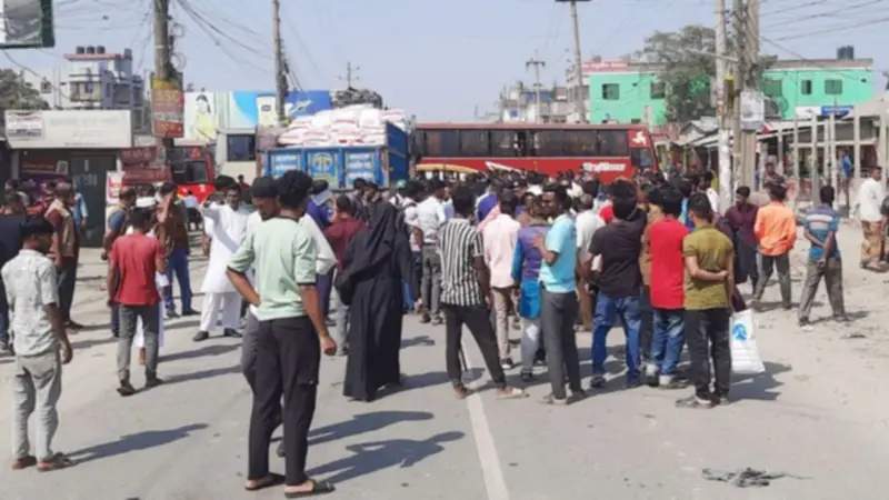 পরিবহন সিন্ডিকেটের বিরুদ্ধে ৬ দফা দাবি