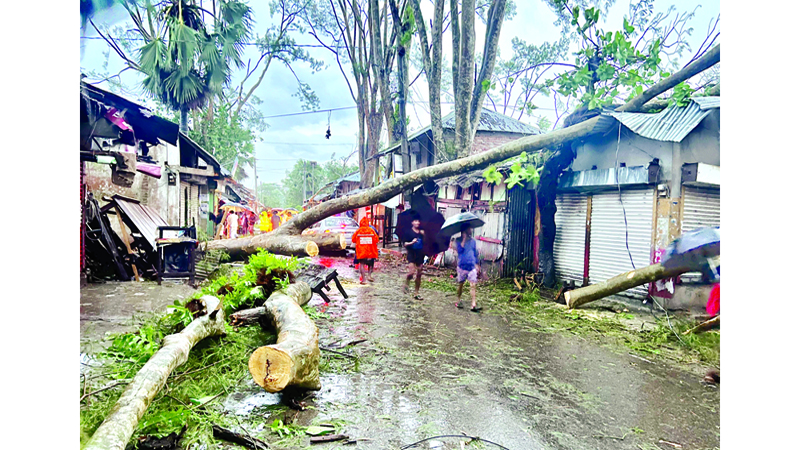 রেমালের ক্ষত সর্বত্র