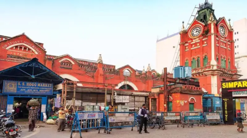 কলকাতায় বাংলাদেশিদের জন্য কাঁদছে ব্যবসায়ীরা