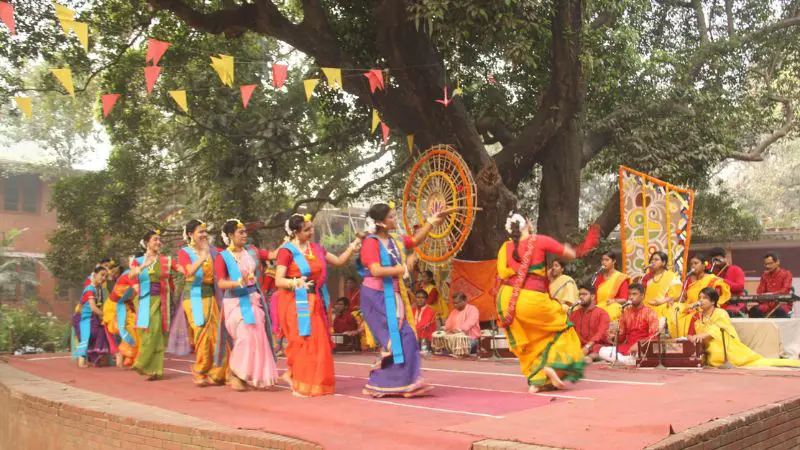 নাচ গান কবিতায় ছায়ানটের বসন্ত বন্দনা