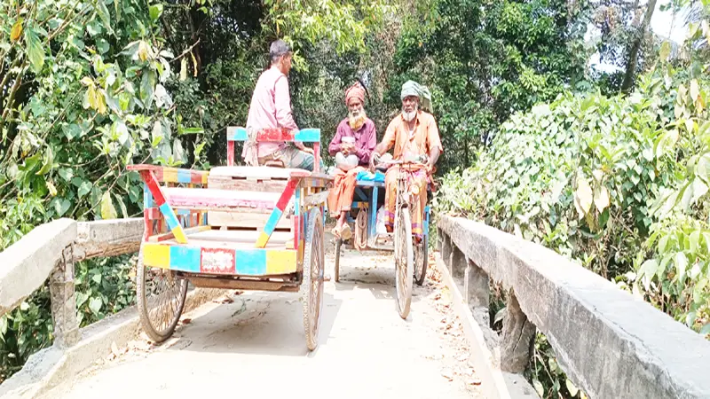 সেতু নির্মাণে ২ দপ্তরের টানপোড়েন