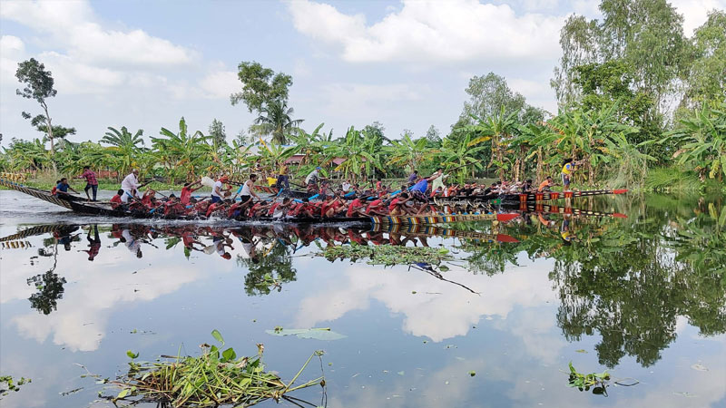 কোটালীপাড়ায় বন্ধ হয়ে গেল ২শত বছরের ঐতিহ্যবাহী নৌকা বাইচ