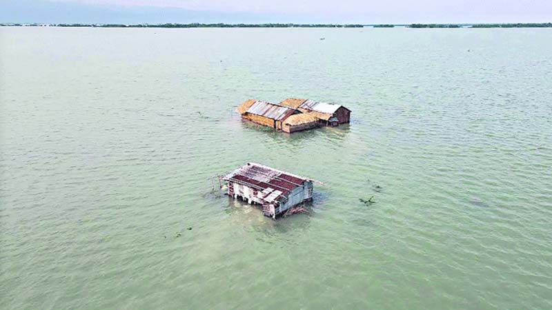 সুনামগঞ্জে আবারও সুরমা নদীর পানি বিপদসীমার ওপরে