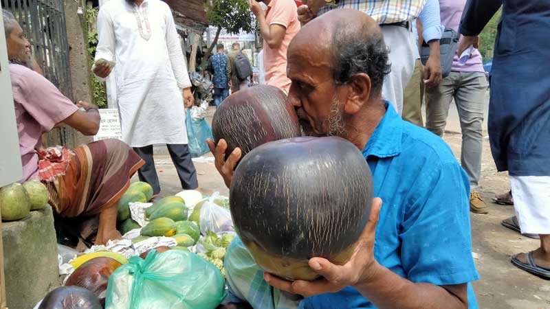 ভাদ্রের পাকা তালের চাহিদা বেশি