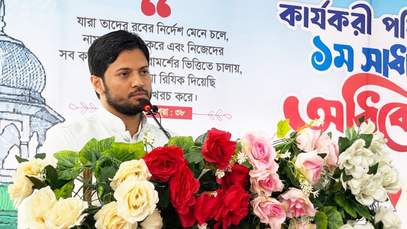 এনসিটিবির সামনে শিক্ষার্থীদের ওপর হামলার ঘটনায় মুখ খুললেন শিবির সভাপতি