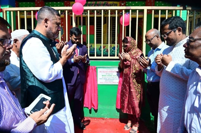 দৃশ্যপট -ফটিকছড়িঃ স্বপ্ন বুনছে স্বপ্নযাত্রা স্কুলের শিক্ষার্থীরা